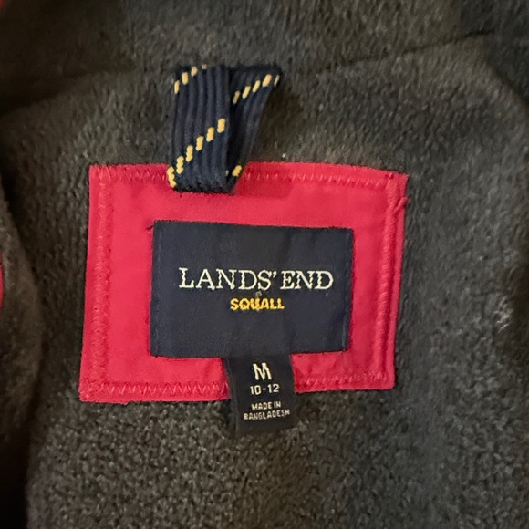 Lands' End squall Raspberry winter coat - Picture 2 of 7